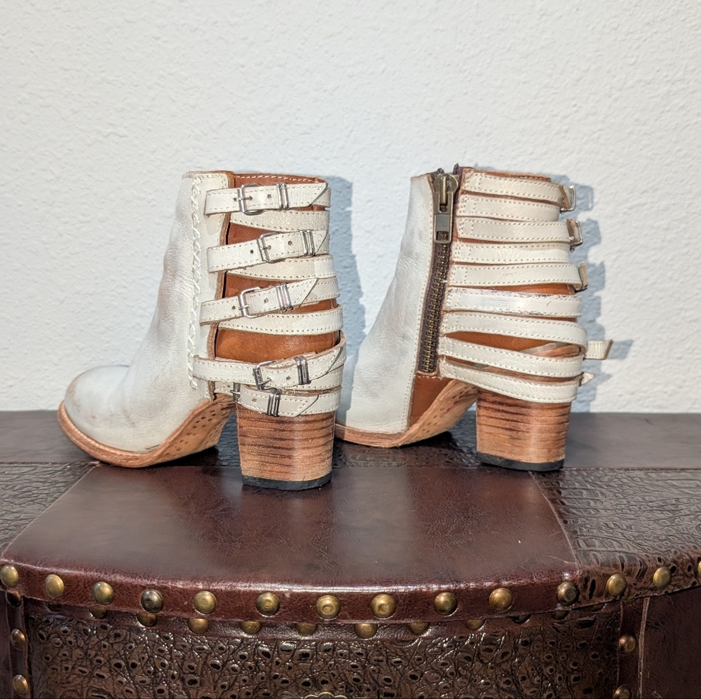 RARE FreeBird Hermosa Ice Ankle Booties size 7 - Picture 8 of 16